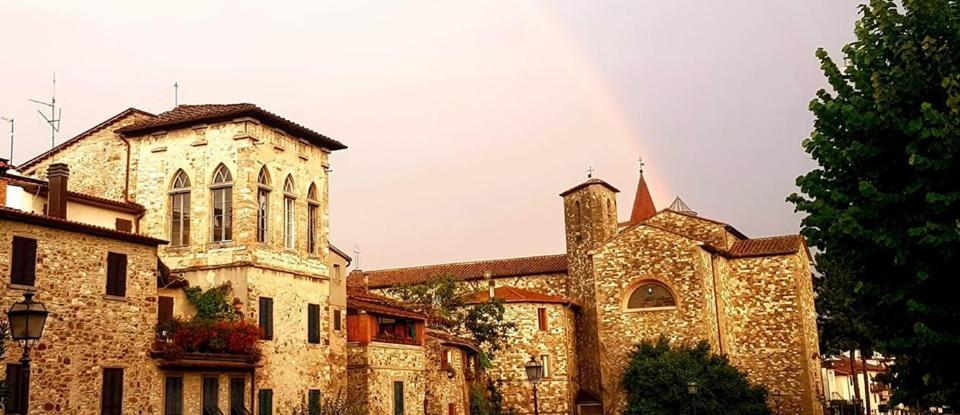 מלון פייבה סנטו סטפנו La Torre Di Pieve מראה חיצוני תמונה