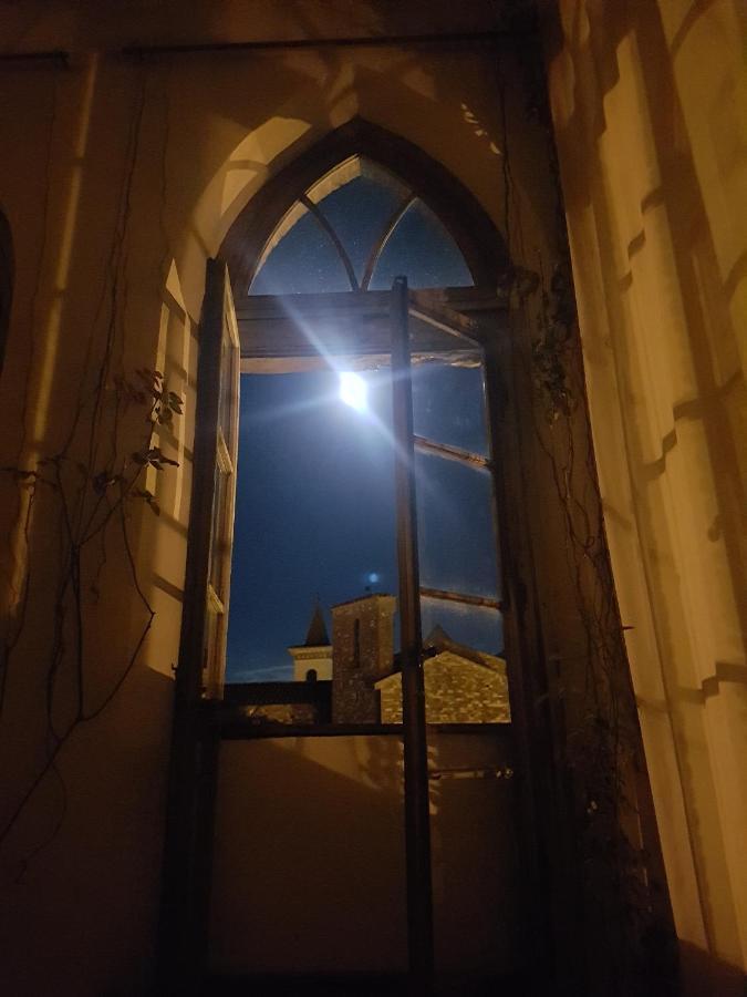 מלון פייבה סנטו סטפנו La Torre Di Pieve מראה חיצוני תמונה