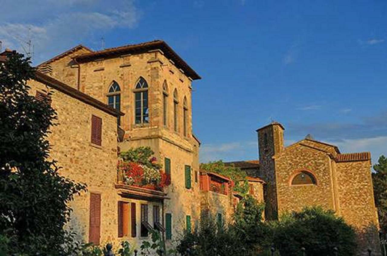מלון פייבה סנטו סטפנו La Torre Di Pieve מראה חיצוני תמונה